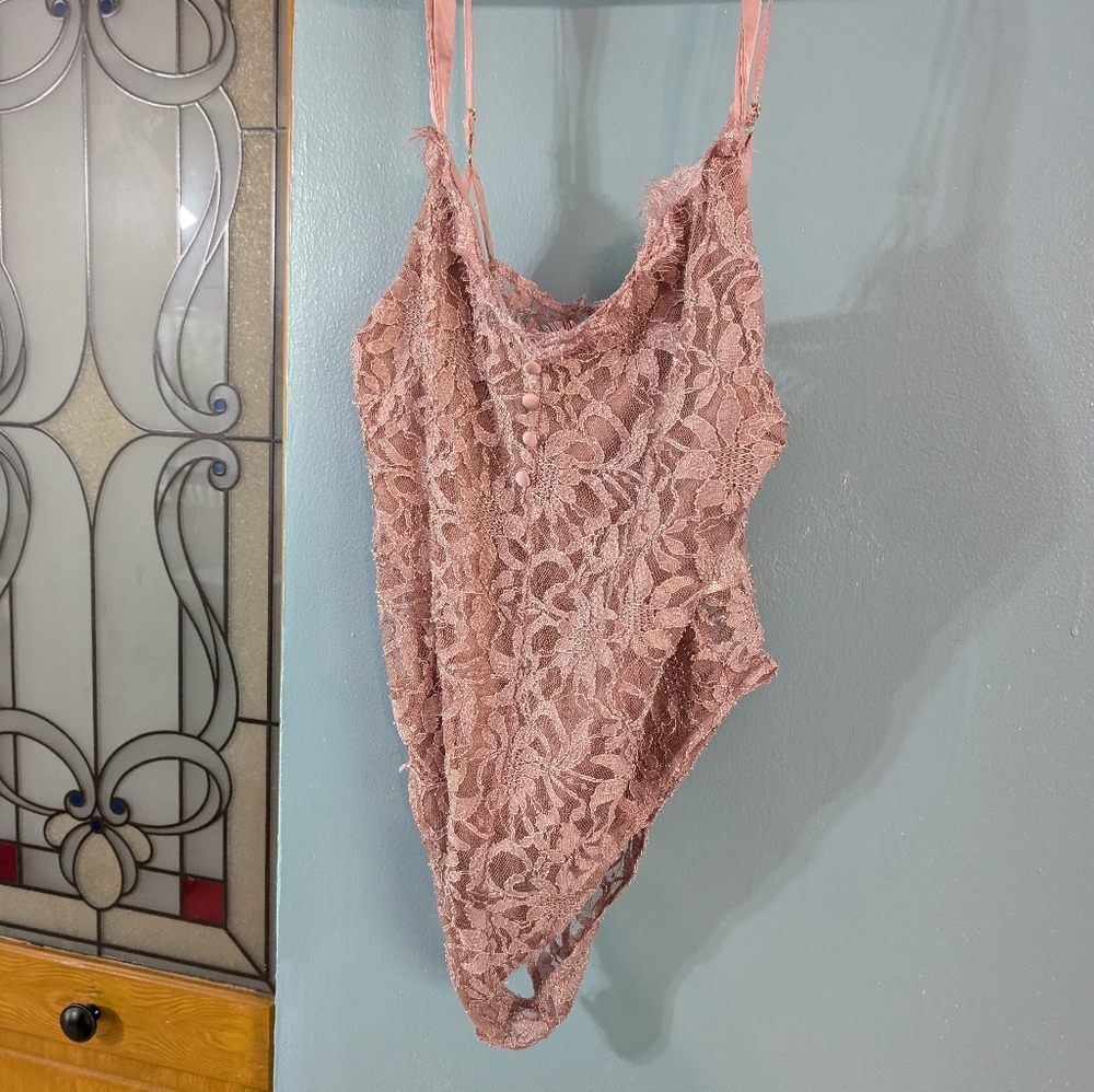Women's Lace Bodysuit